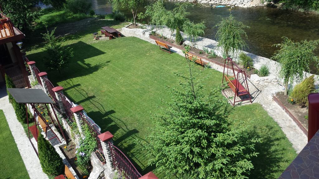 Pension Cuibul Viselor Băile Herculane Exterior photo